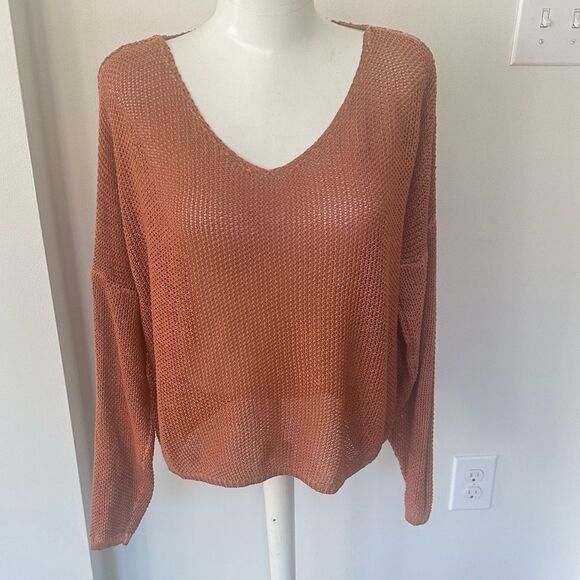 Gigi Moda Italian Hand-made Knit Semi-sheer Sweater O/S - Picture 1 of 7